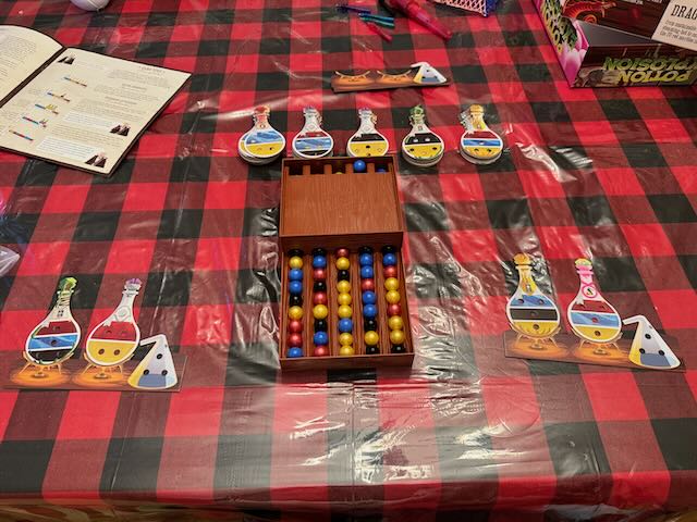 Setup of a Game of Potion Explosion
